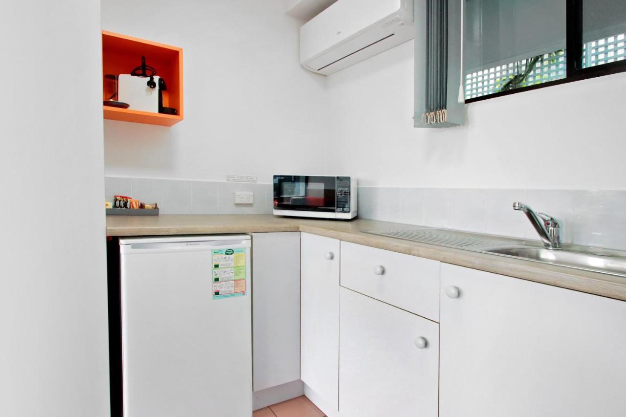 Sea Spray Motel - Merimbula (Adults Only) Екстериор снимка