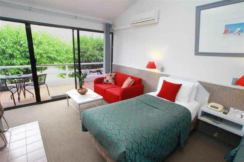 Sea Spray Motel - Merimbula (Adults Only) Екстериор снимка