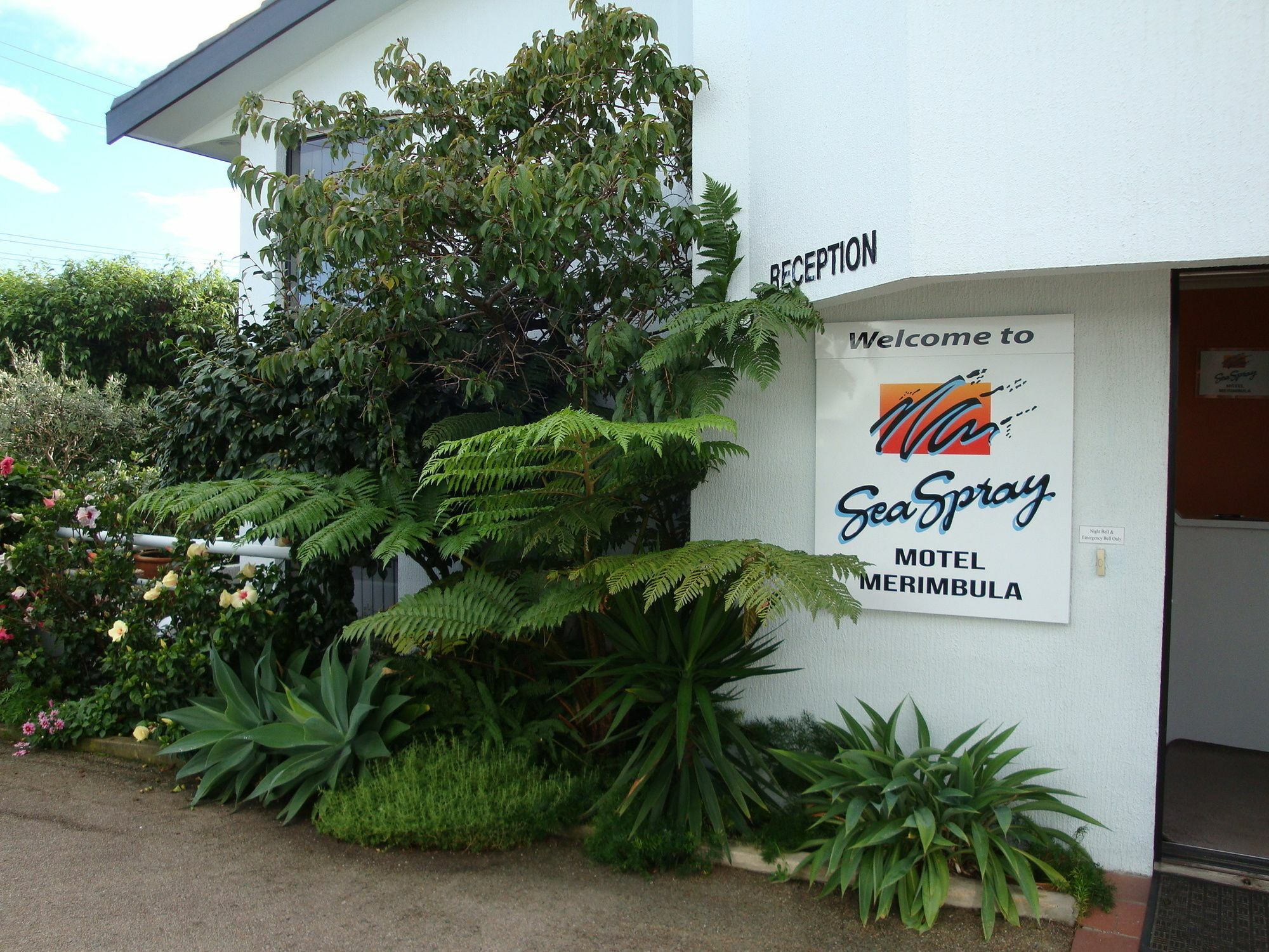 Sea Spray Motel - Merimbula (Adults Only) Екстериор снимка